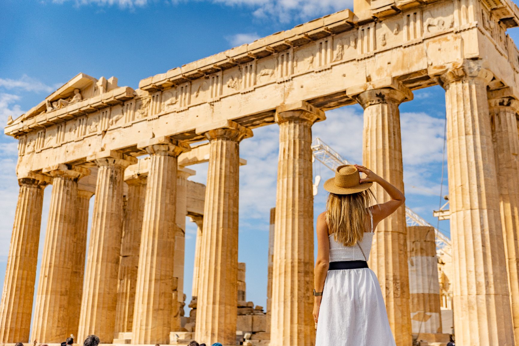 Surviving Extreme Heat in Athens: Your Guide to Staying Cool